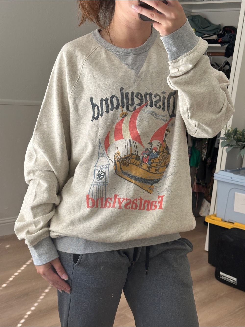Disney Junkfood Fantasyland Crewneck Sweater Medium - Picture 6 of 6